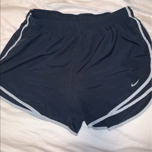 navy blue nike shorts